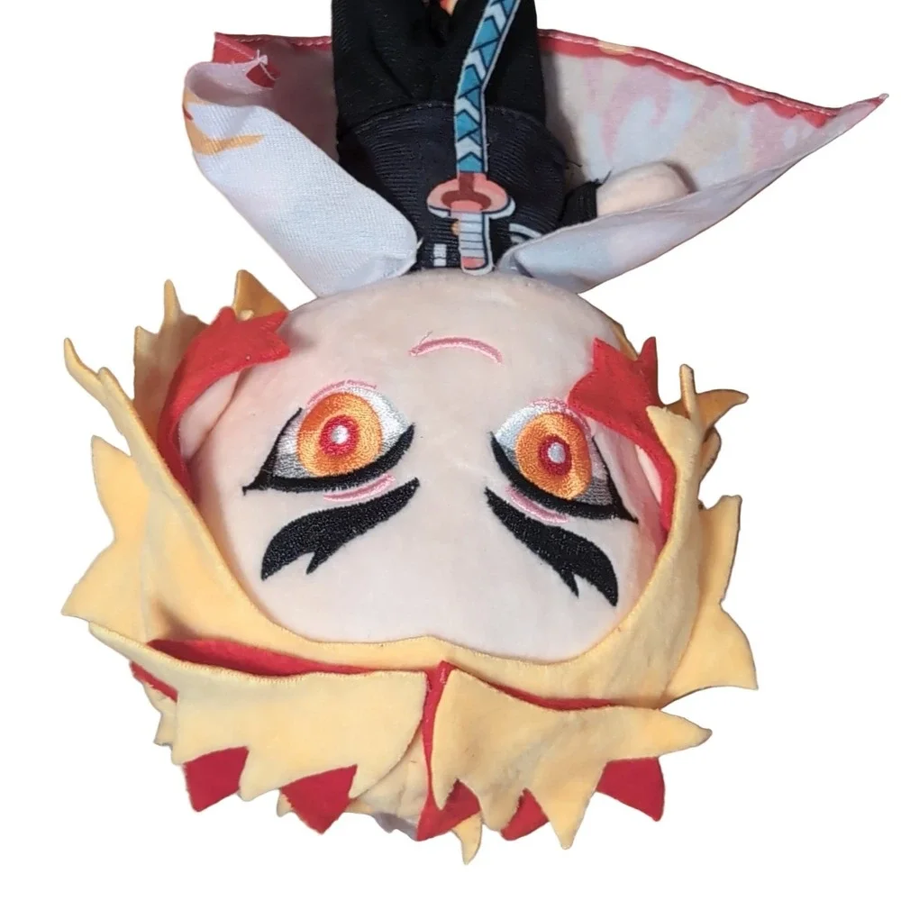 Demon Slayer Kyojuro Rengoku Mascot Plush Toy Flame Cape Suction Cup